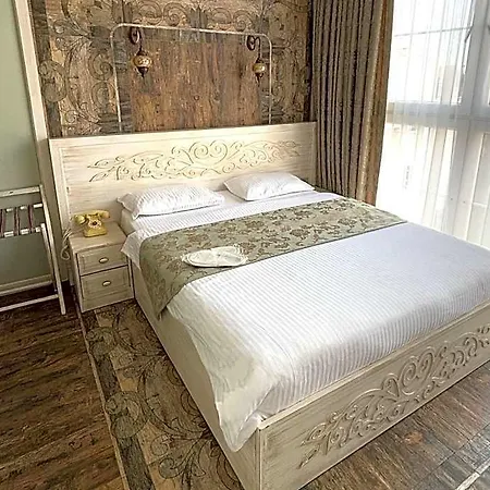 Otel Elegance